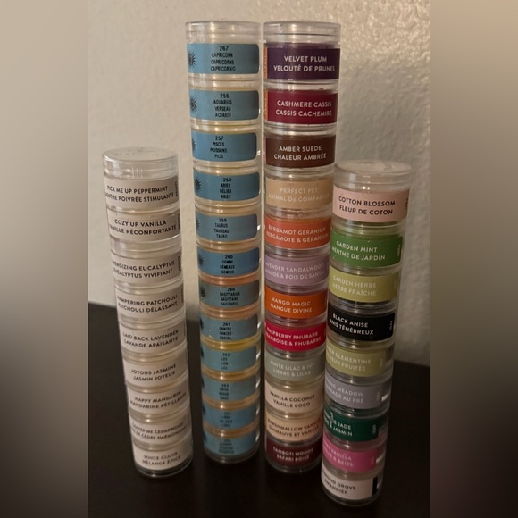 PartyLite Scent Stackers Wax Melt Samplers Bundle | 42 Piece Astrology Fragrance - Picture 2 of 4